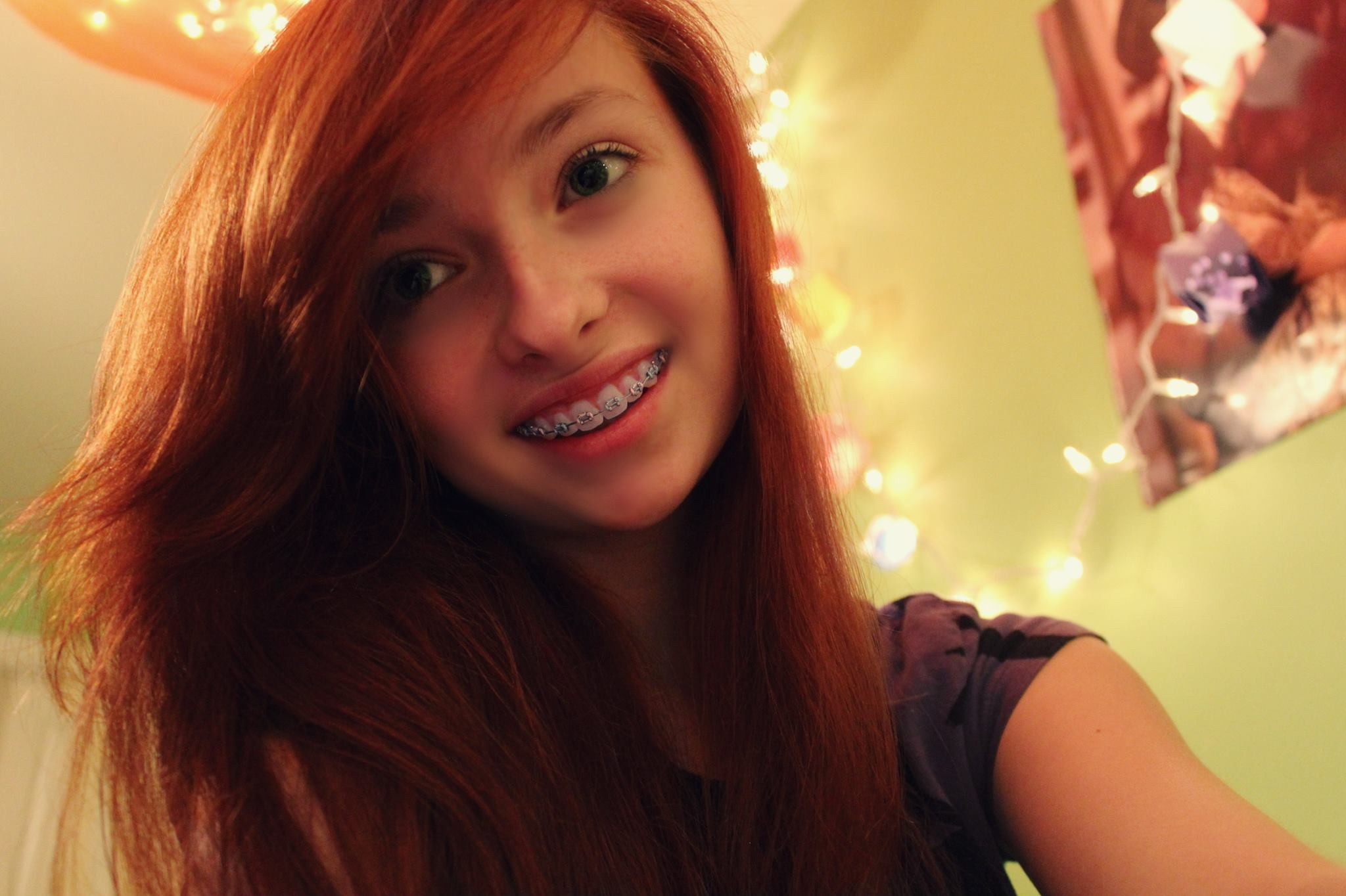 You are looking on "http://redbust.com/stuff/cute-redhead-teen/teen-re...