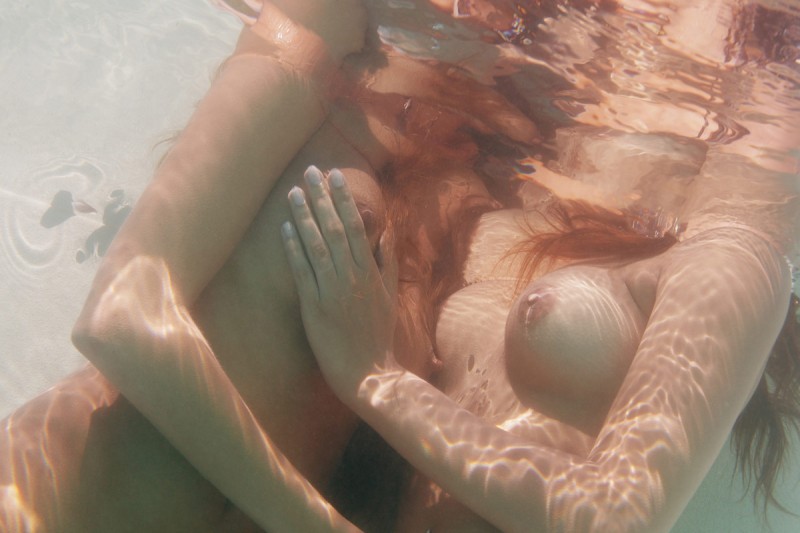 Silvie And Candice Luca Underwater Lover Redbust