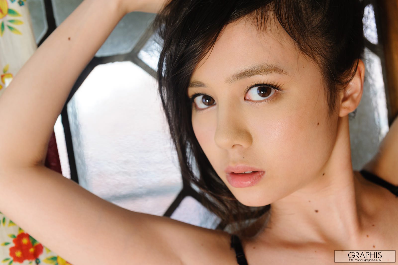 aimi-yoshikawa-pink-lingerie-nude-graphis-02