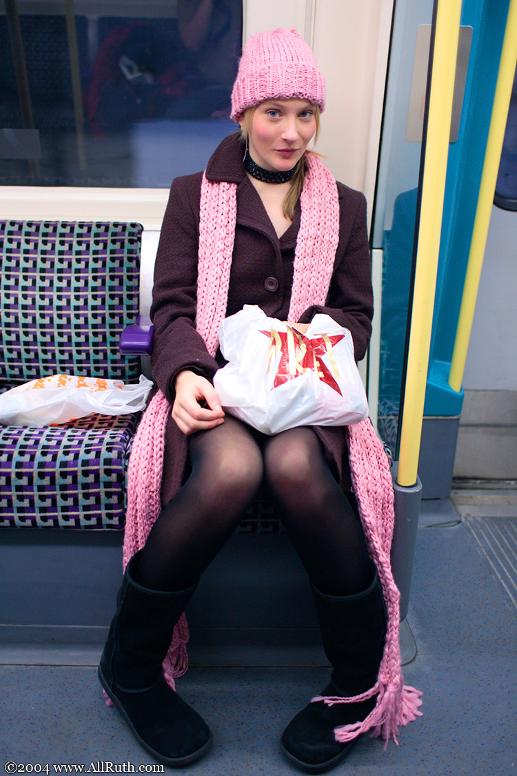 all-ruth-blonde-london-nude-in-public-02
