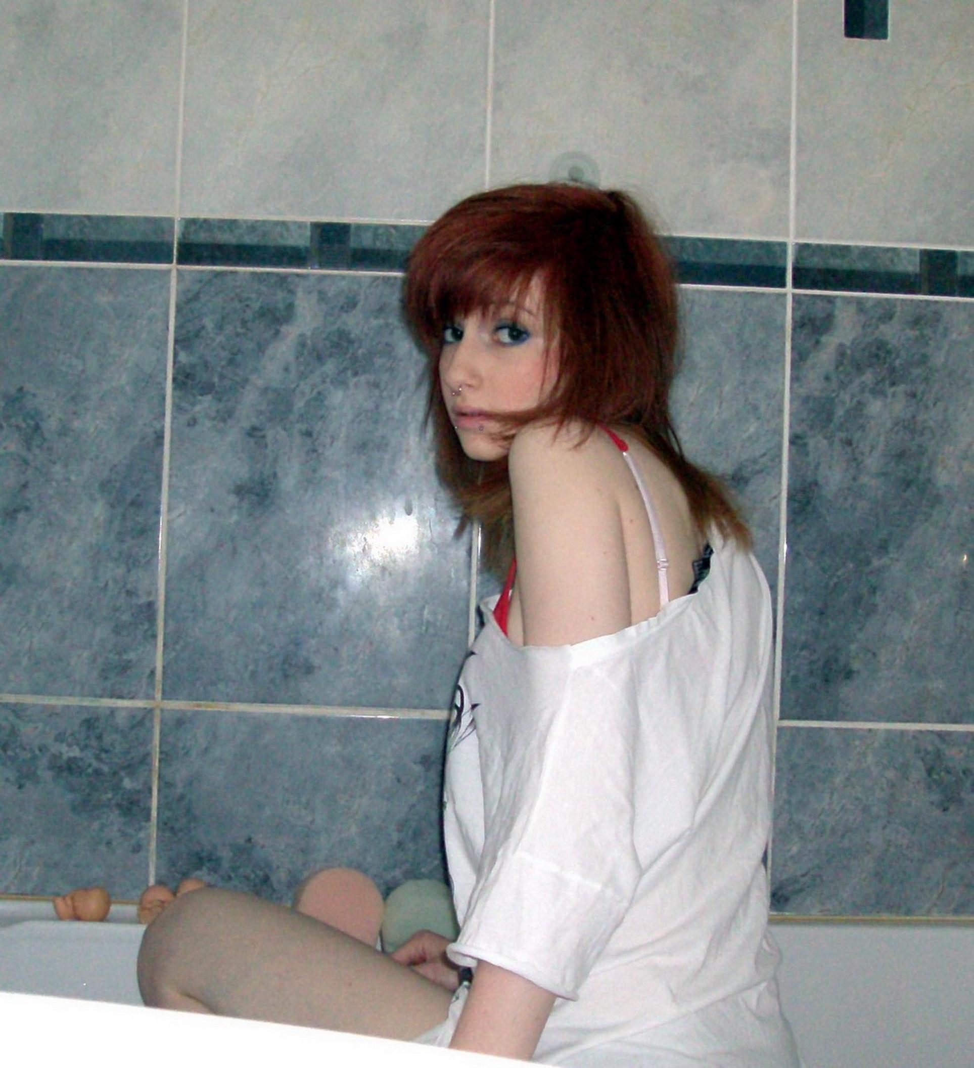 teen-redhead-girl-06
