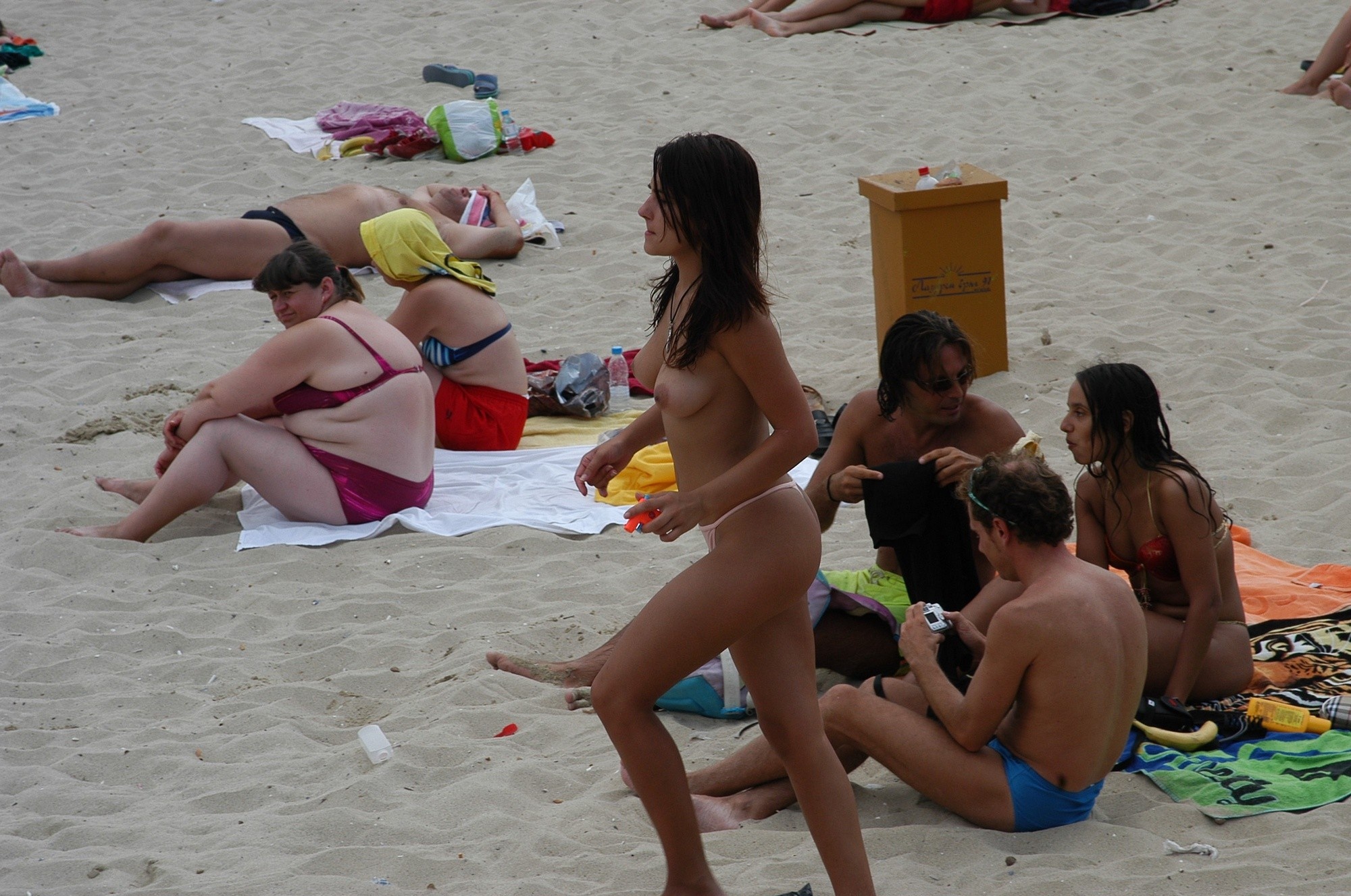 beach-girls-vol5-nudists-seaside-43