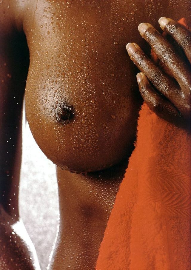 black-ladies-by-uwe-ommer-erotic-ebony-nude-44