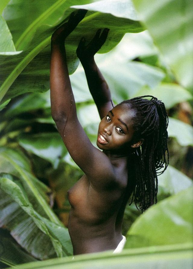 black-ladies-by-uwe-ommer-erotic-ebony-nude-63