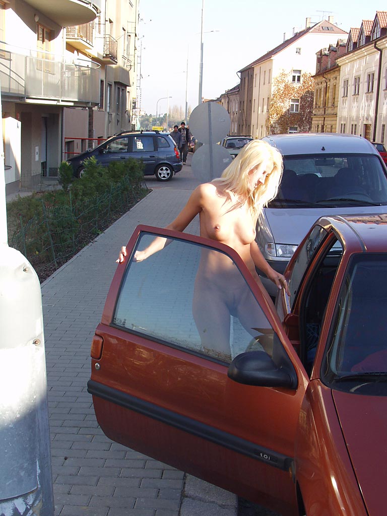 lenka-p-blonde-walk-on-street-nude-in-public-34