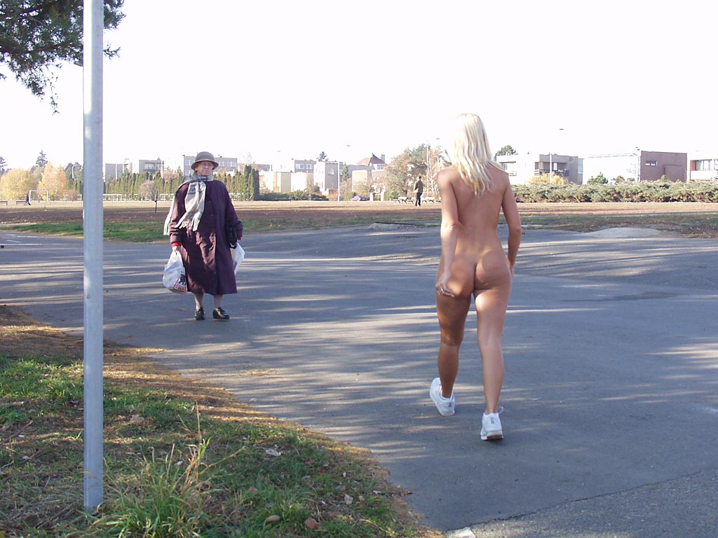 lenka-p-blonde-walk-on-street-nude-in-public-47