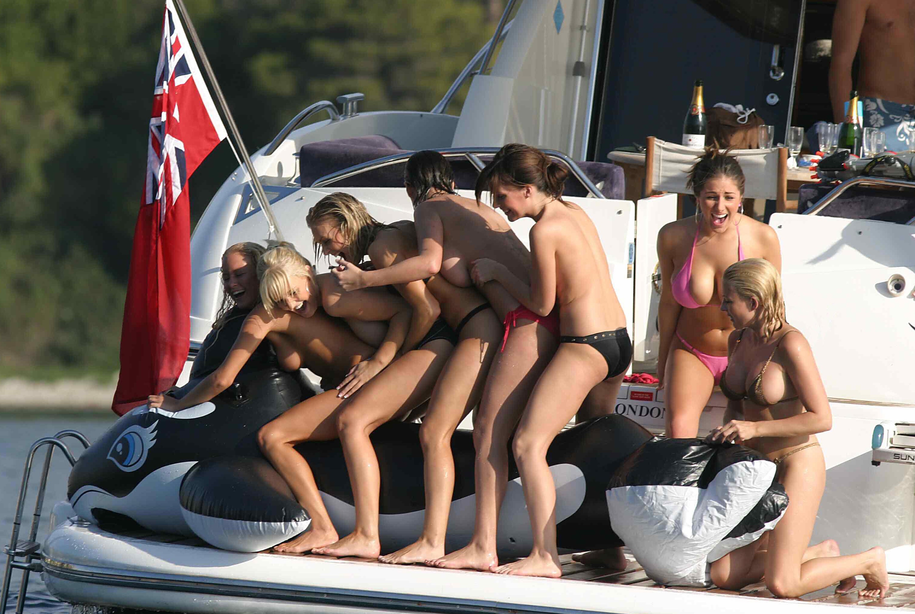 party-boat-lucy-pinder-michelle-marsh-sophie-howard-12