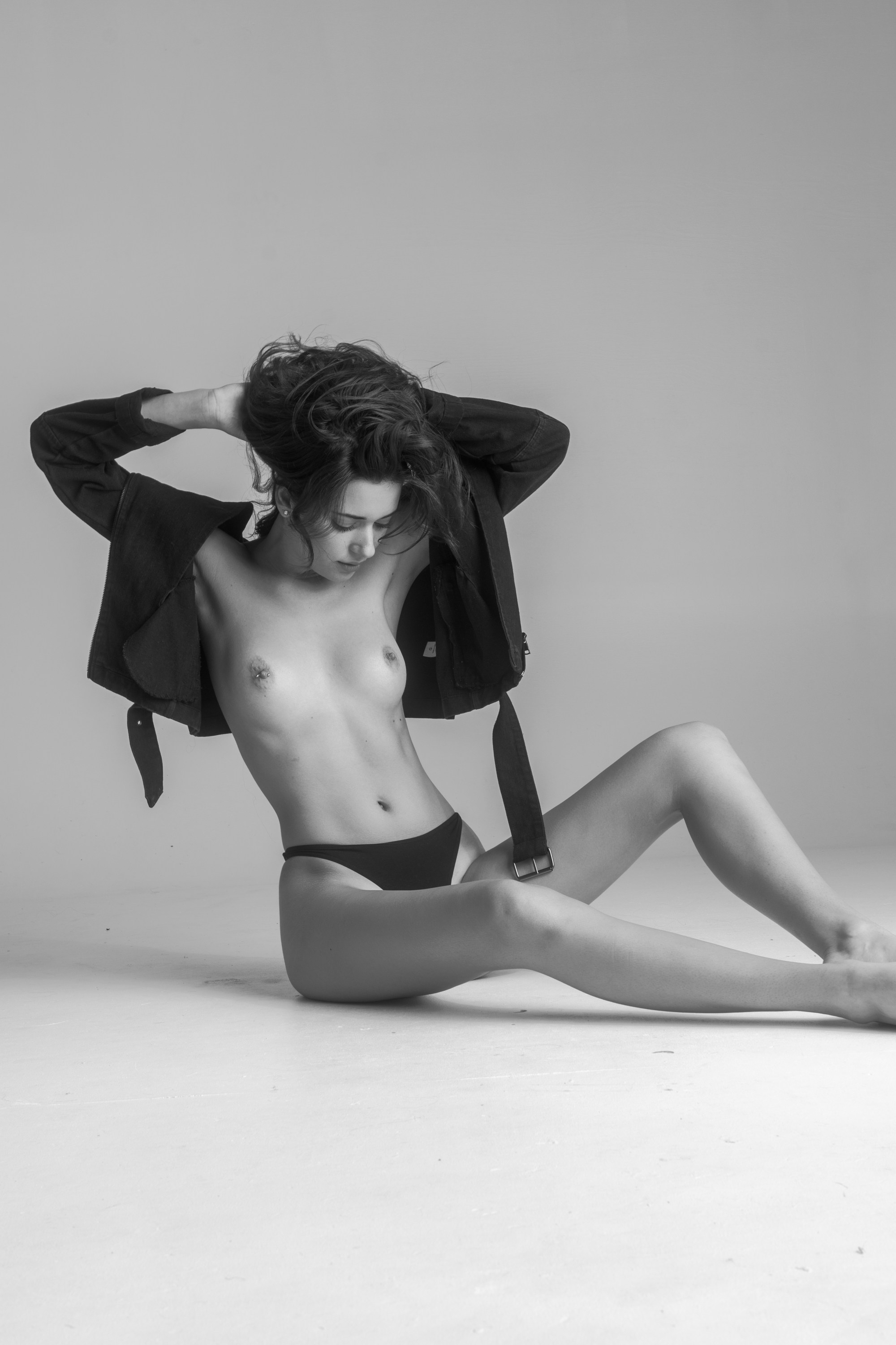 casilda-gonzalez-nude-erotic-photos-by-nick-tsirogiannidis-05