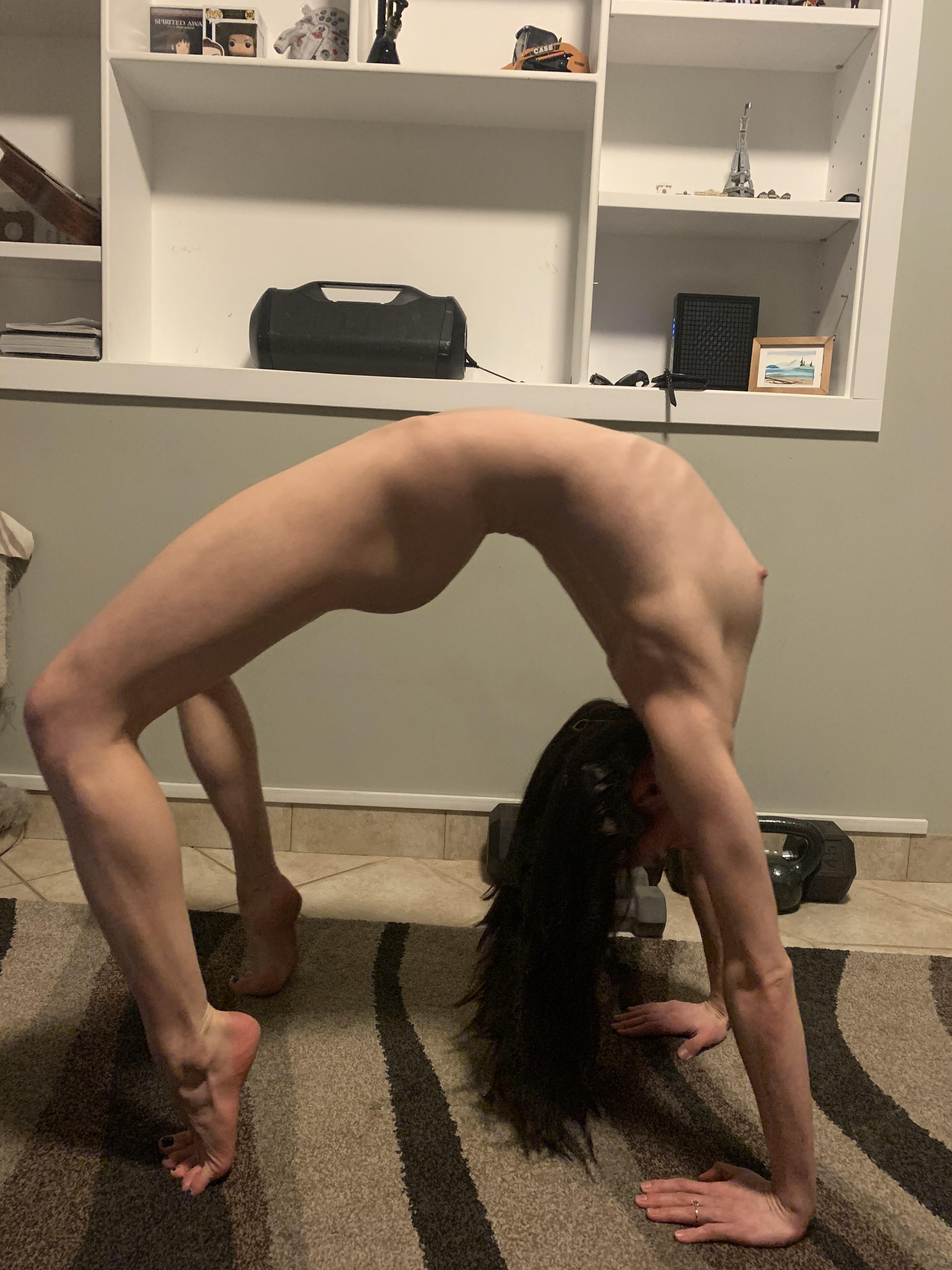 naked-flexible-girls-splits-fetish-gymnasts-mix-76