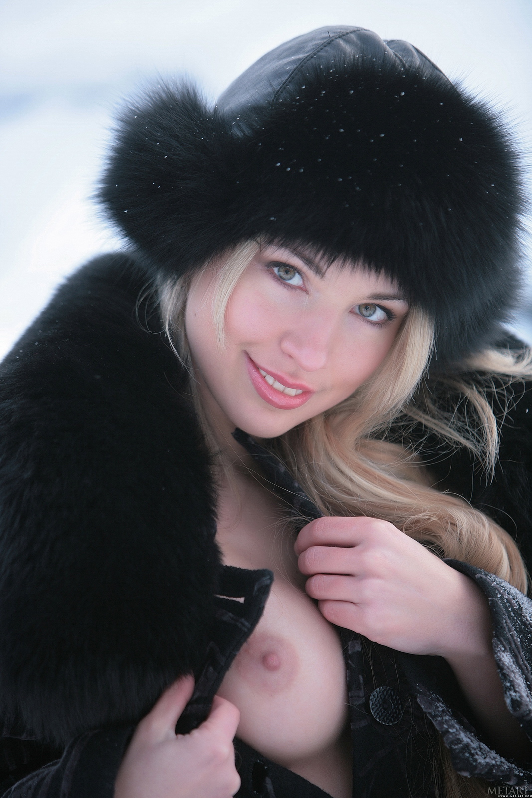 natalia-b-snow-nude-blonde-winter-fur-hat-metart-34