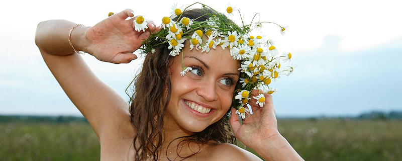 Dagmar – Girl with a wildflower wreath