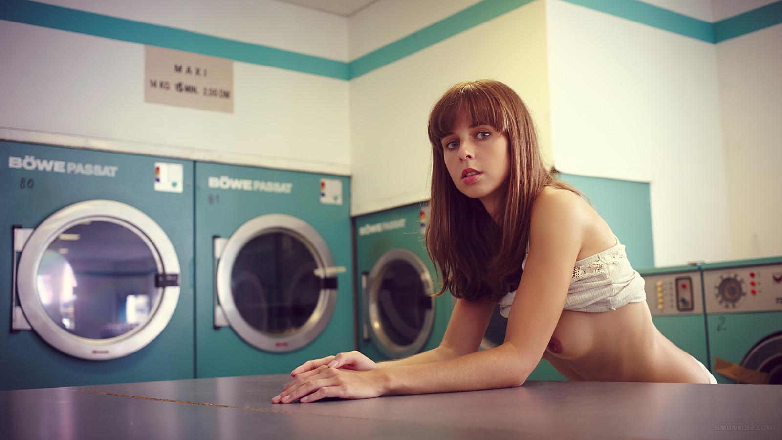 laundry-girls-nude-washing-machine-photo-mix-33