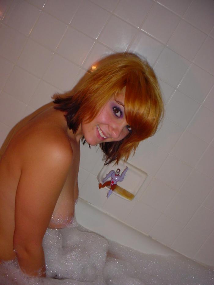 amateur-nude-bathroom-mix-vol3-79
