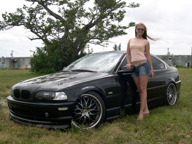 girls-and-bmw-87