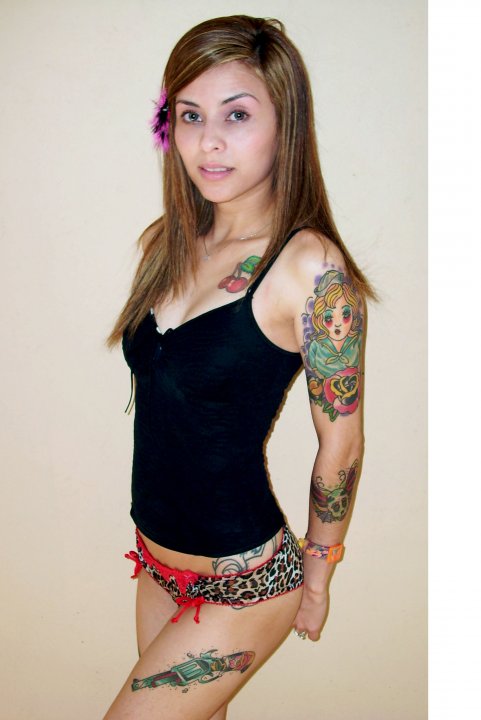 girls-with-tattoos-37