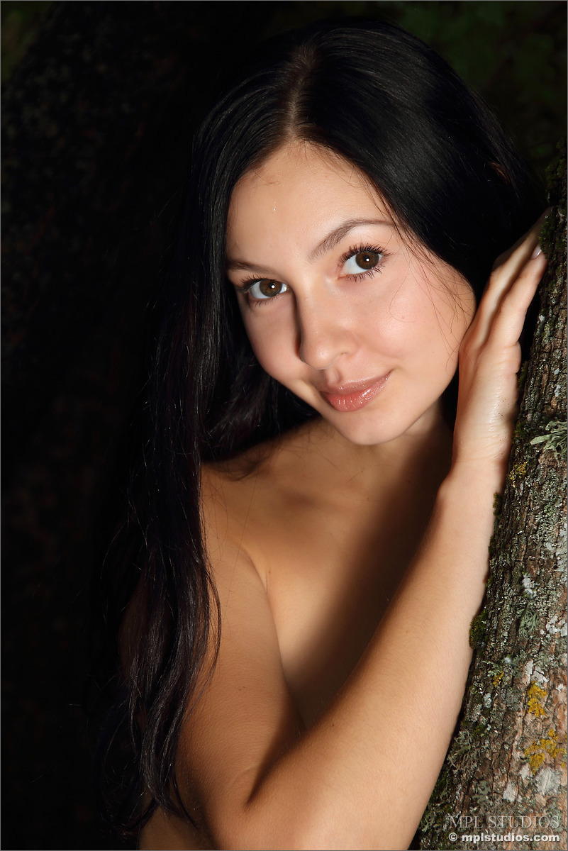 jasmin-naked-woods-brunette-mplstudios-12