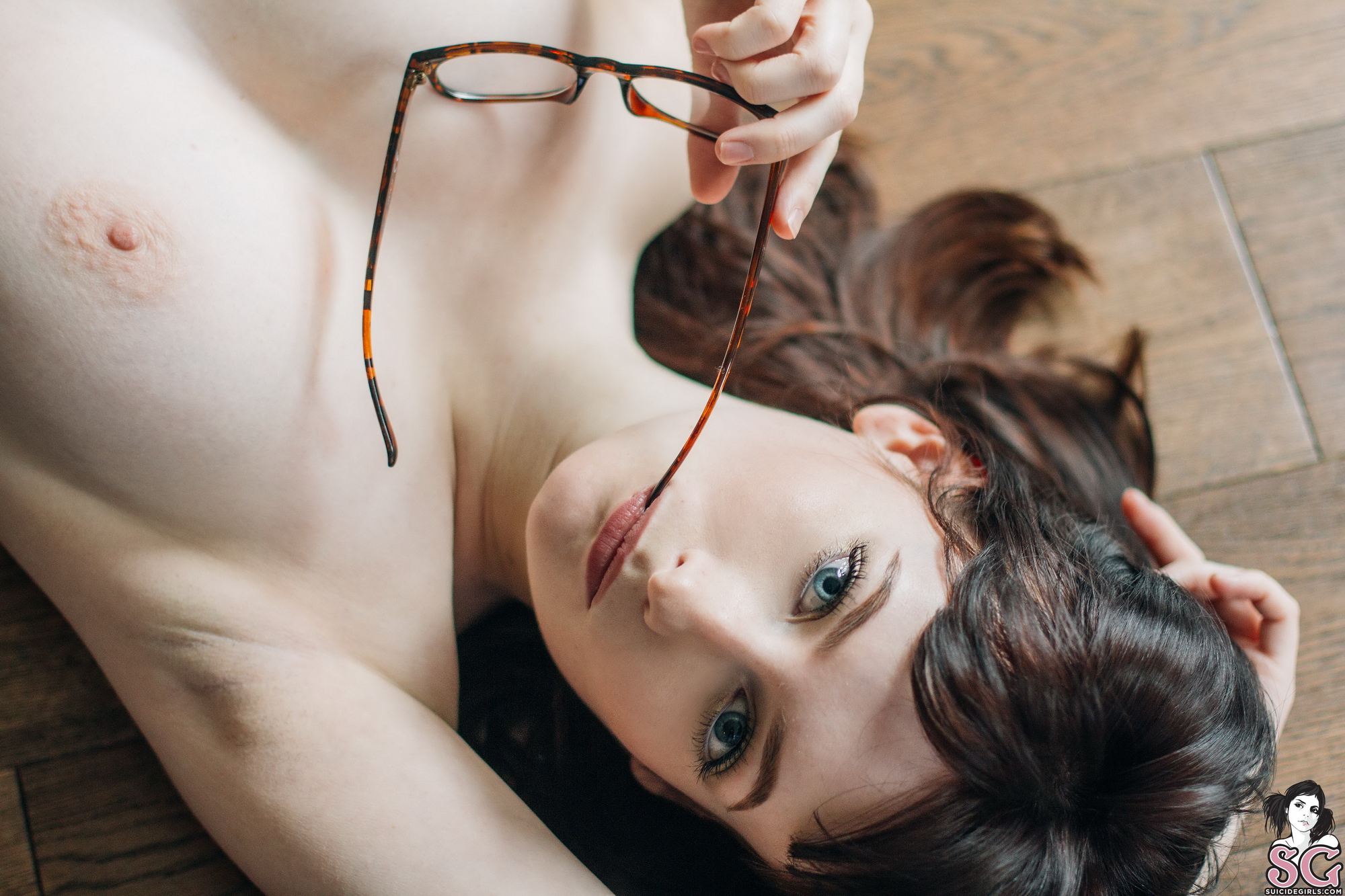 jessica-lou-boobs-glasses-bodysuit-suicidegirls-42