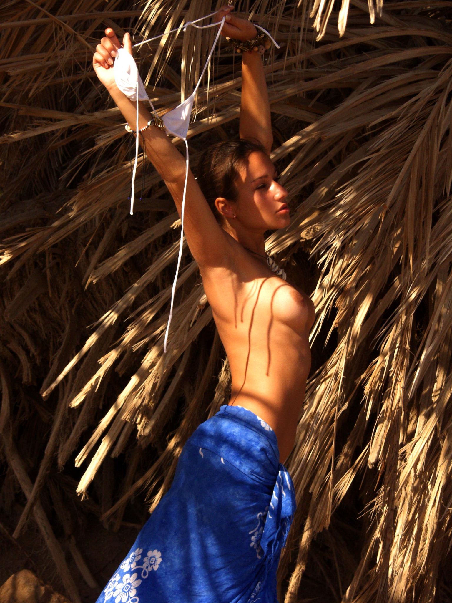 juma-beach-bikini-palm-trees-egypt-naked-metart-02