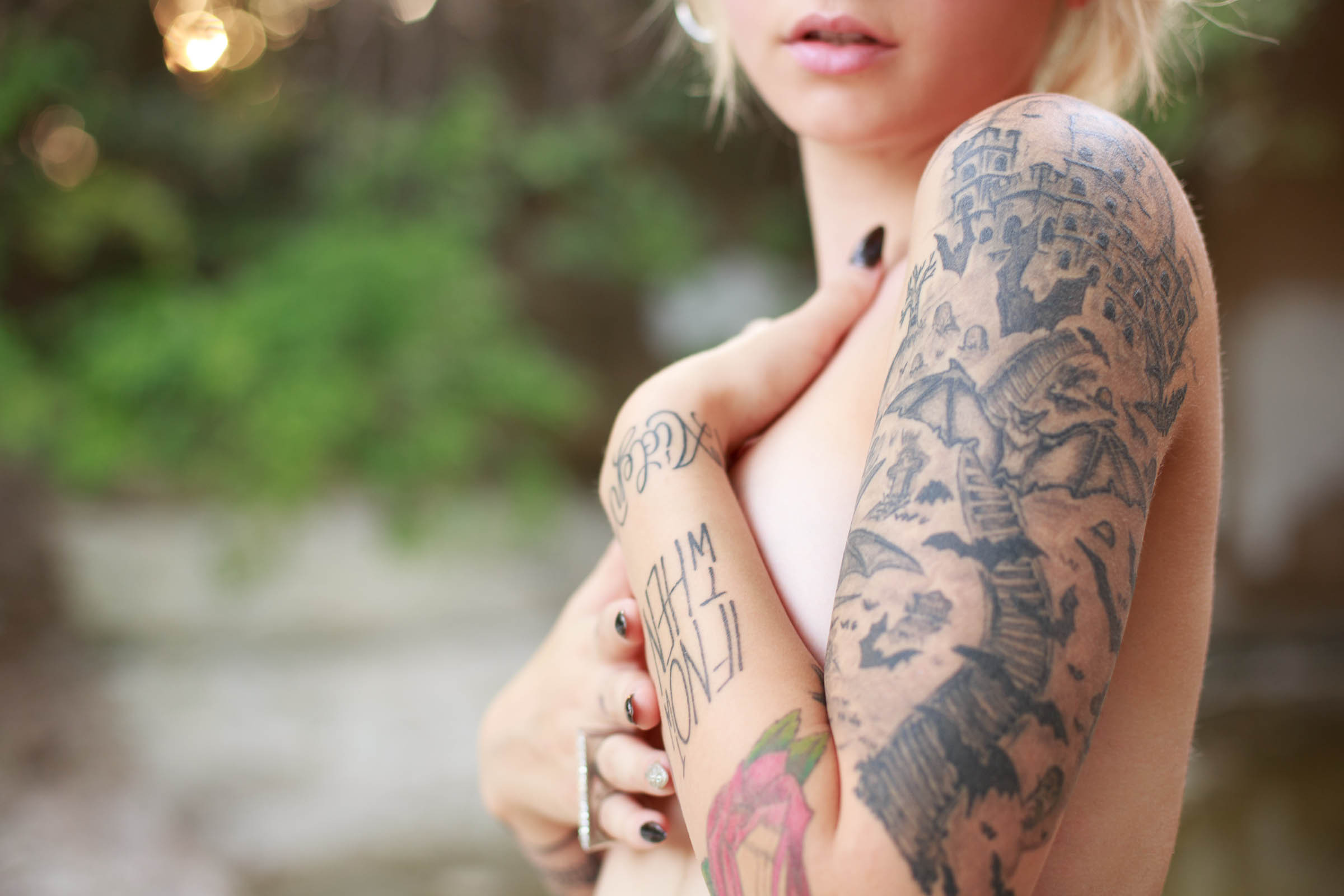 kirbee-blonde-tattoo-suicide-girls-25