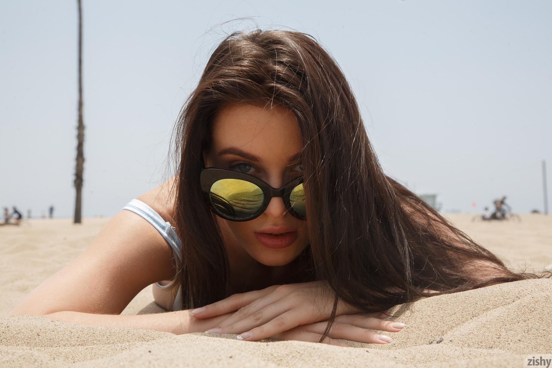 lana-rhoades-dear-jon-beach-seaside-sunglasses-boobs-zishy-14