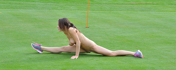 Lana Rhoades on the golf course