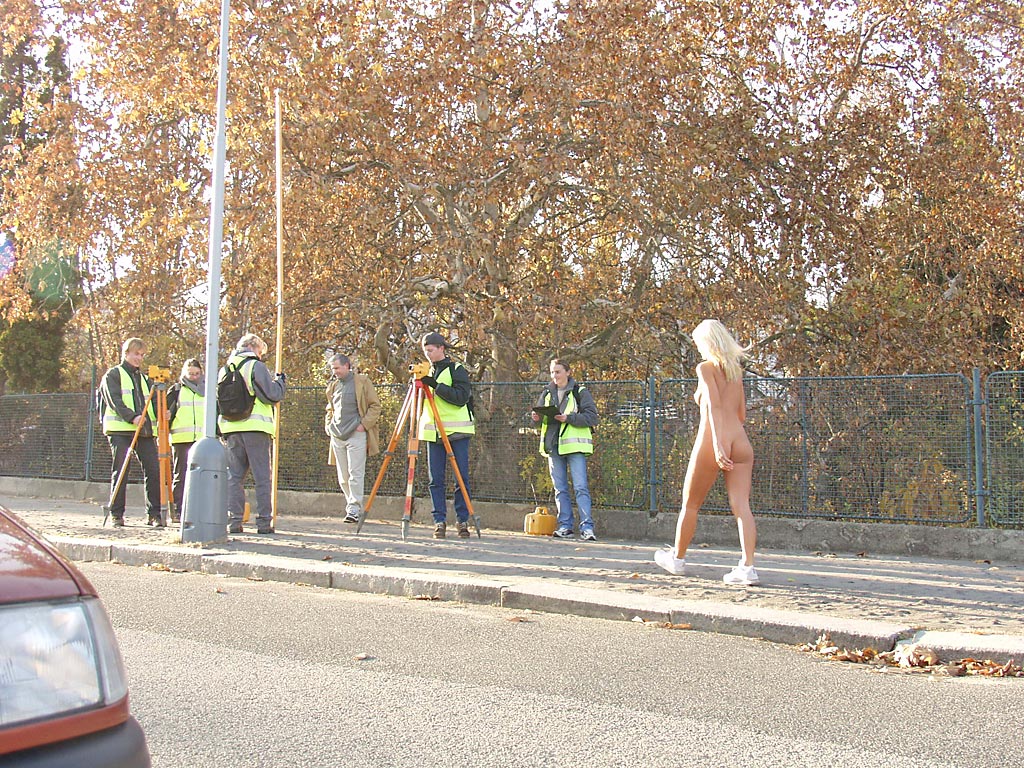 lenka-p-naked-in-public-blonde-tits-on-streets-47