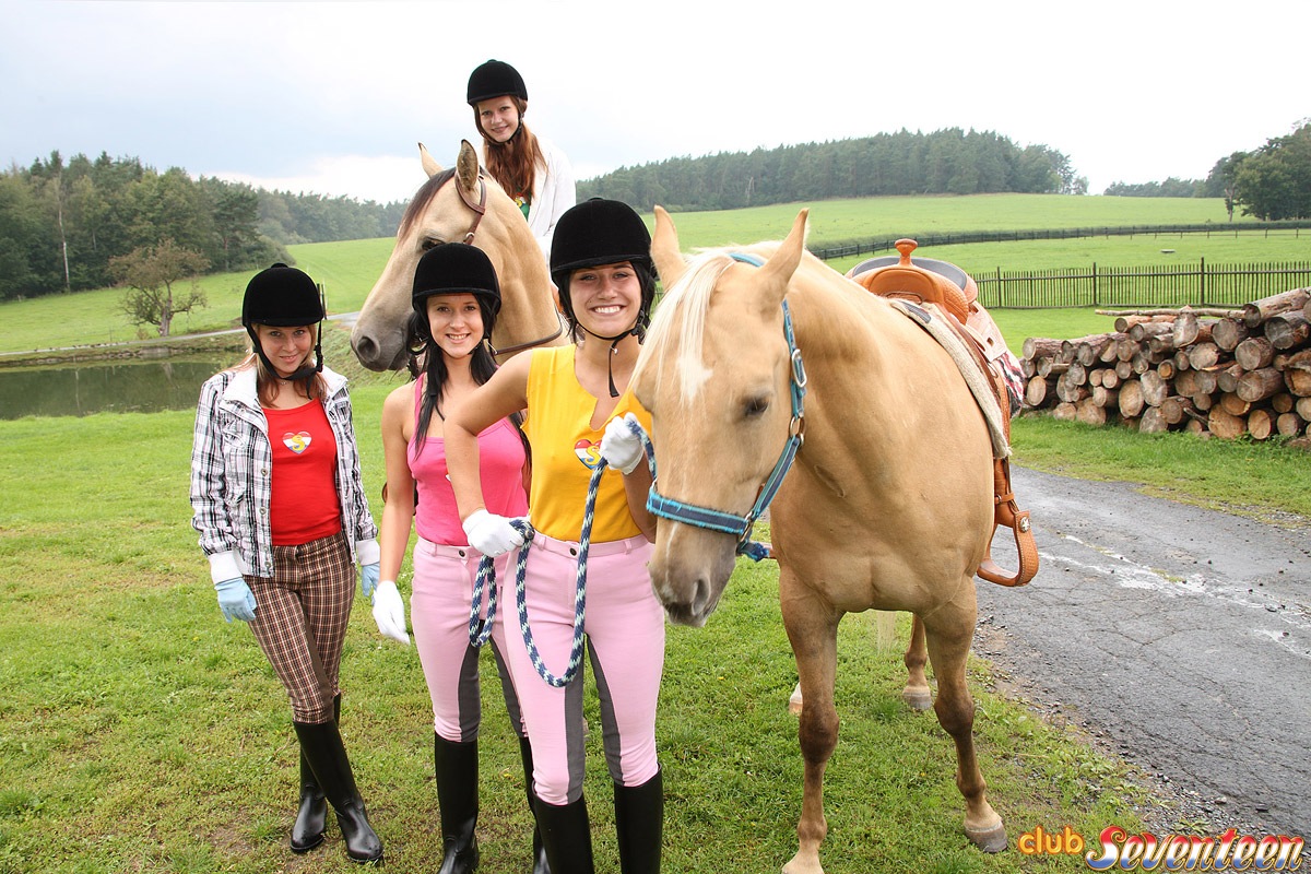 angelica-cora-lucy-&-sindy-horse-riding-club-seventeen-01