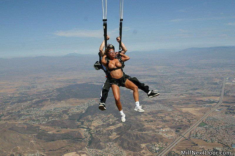 naked skydiving 27.