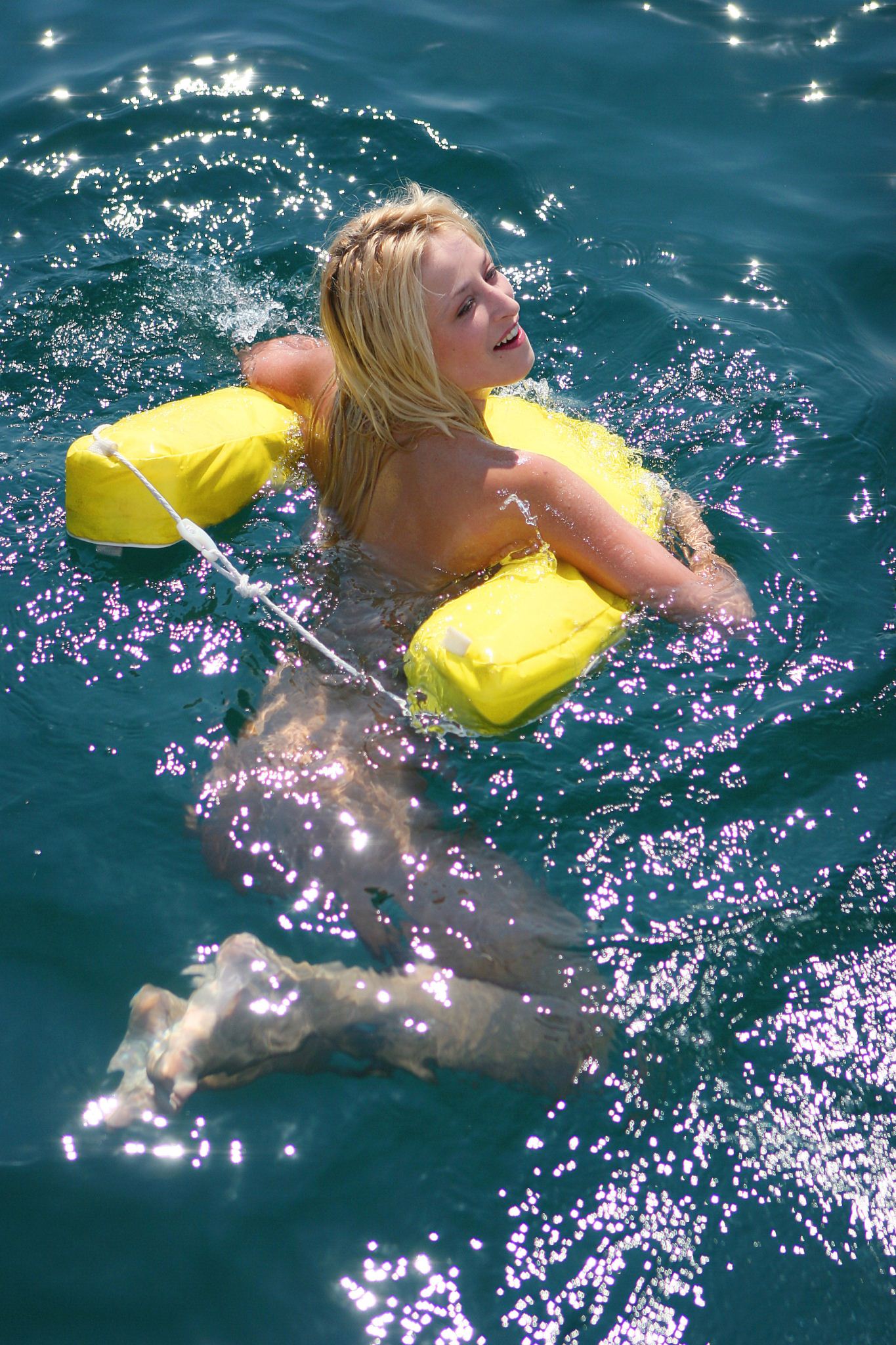olga-oxana-perfect-twins-blonde-naked-yacht-metart-36