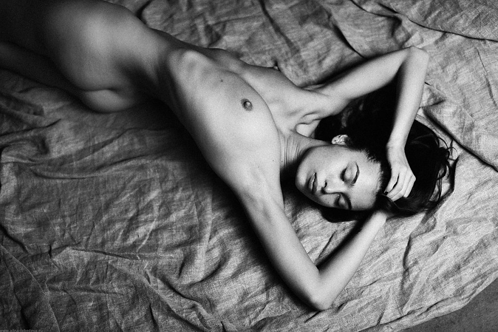 alina-lebedeva-erotic-nude-art-photos-18