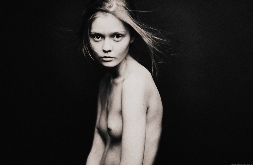 alina-lebedeva-erotic-nude-art-photos-54