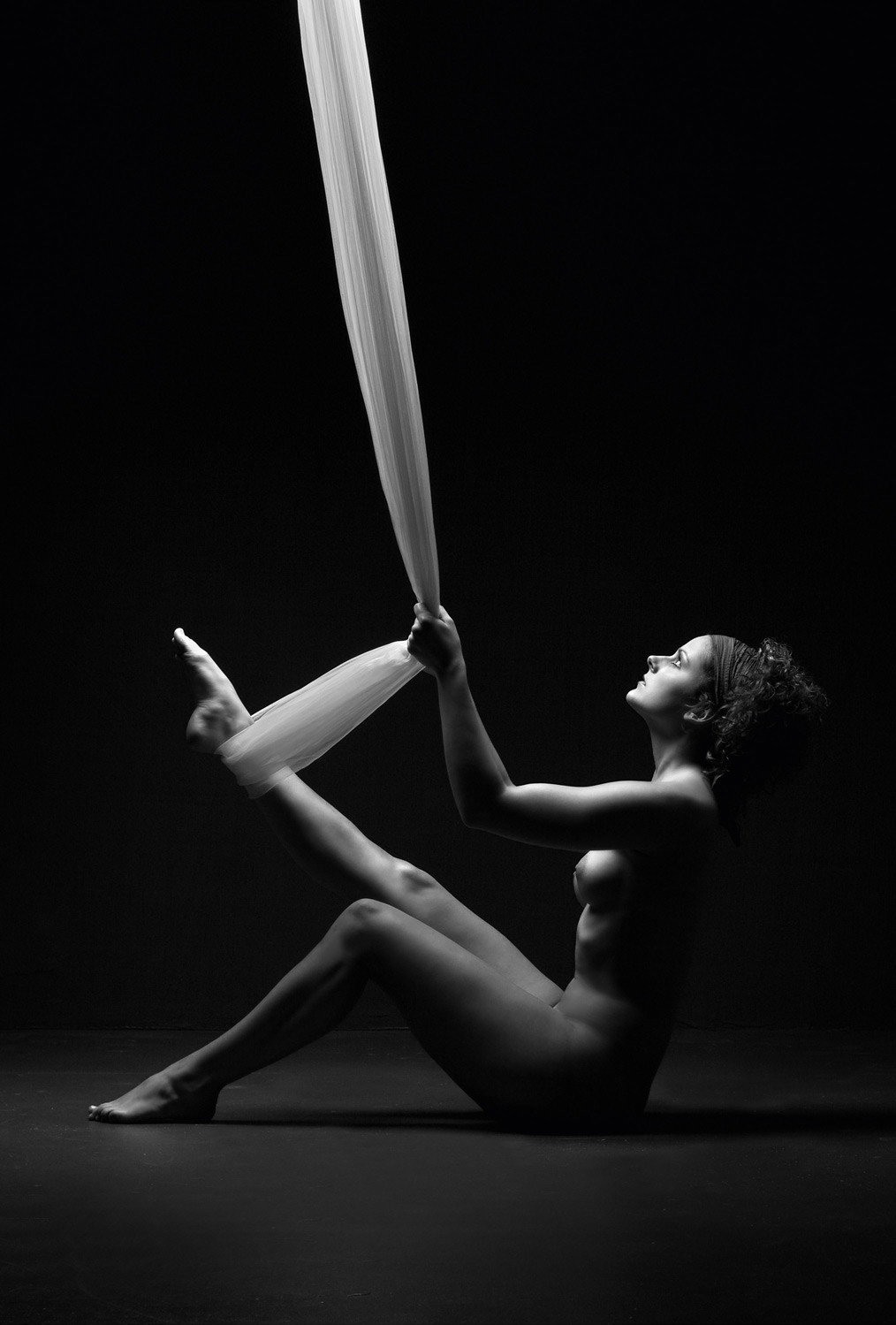 thorsten-jankowski-black-white-erotic-acts-nude-17