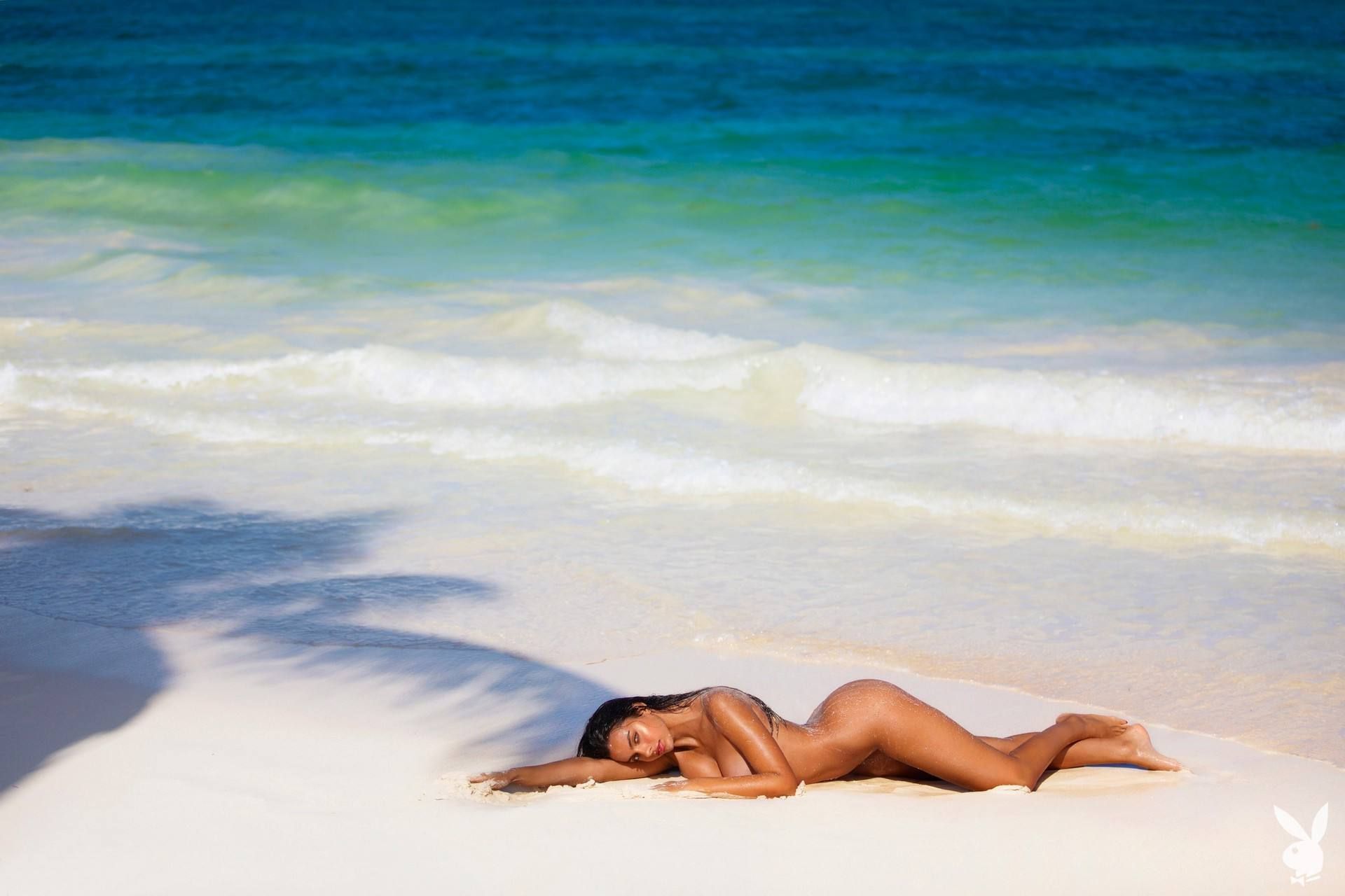 priscilla-huggins-ortiz-naked-puerto-rico-model-beach-playboy-45