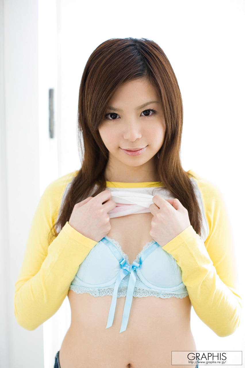 riri-kuribayashi-naked-denim-skirt-pussy-graphis-08