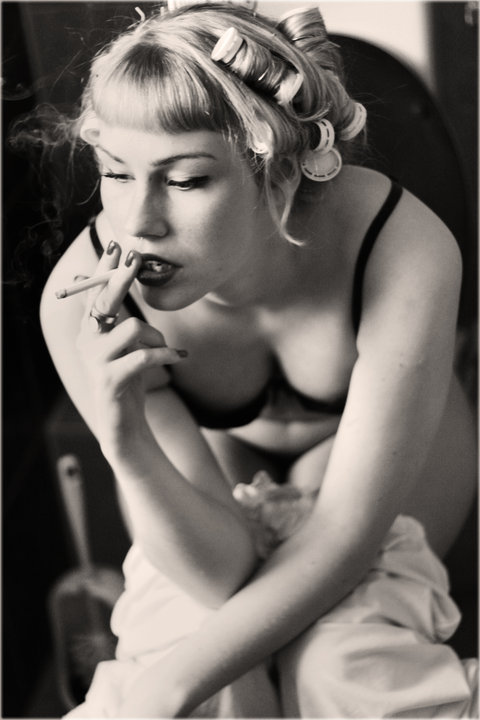 girls-&-cigarettes-59