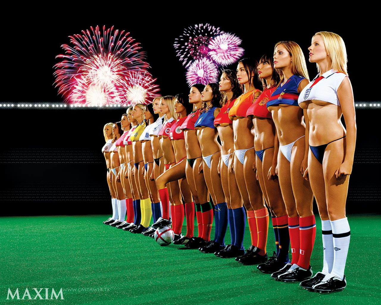 soccer-girls-maxim-17