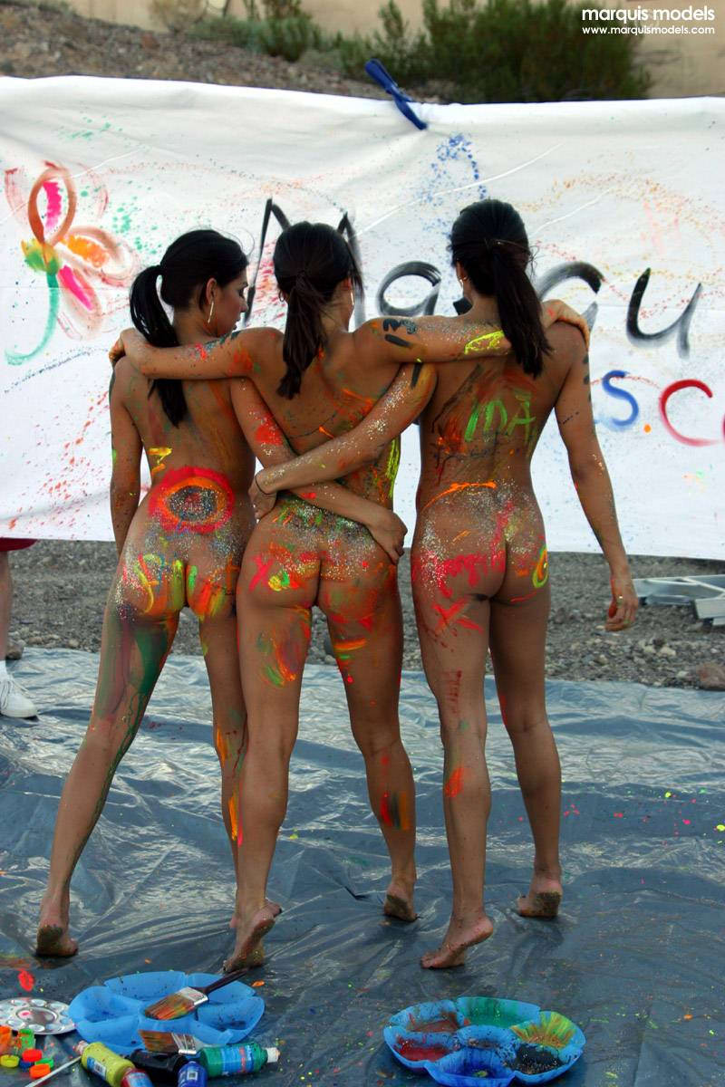 girls-playing-with-paint-10