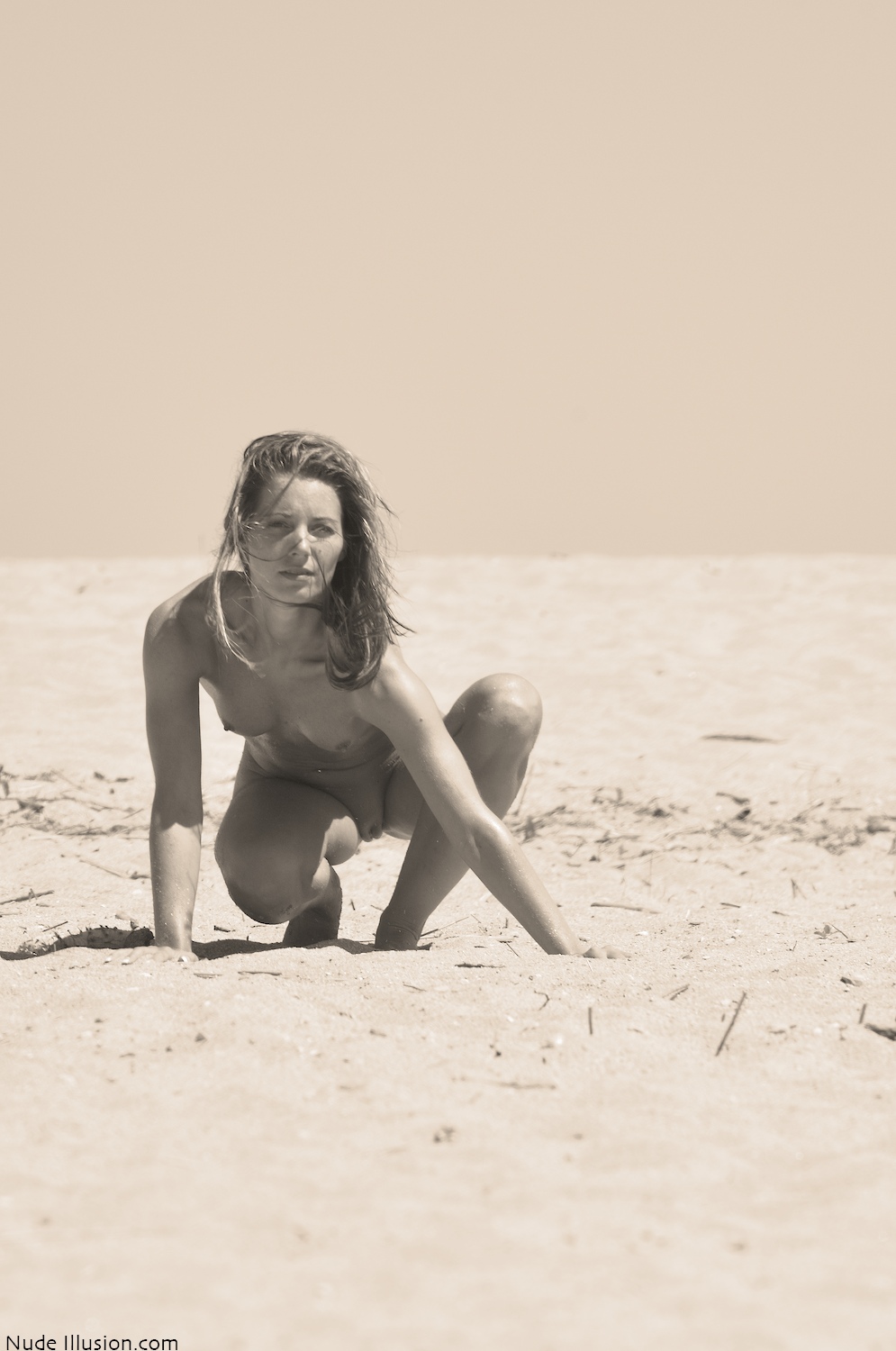 two-amateur-girls-naked-beach-black-white-photos-31