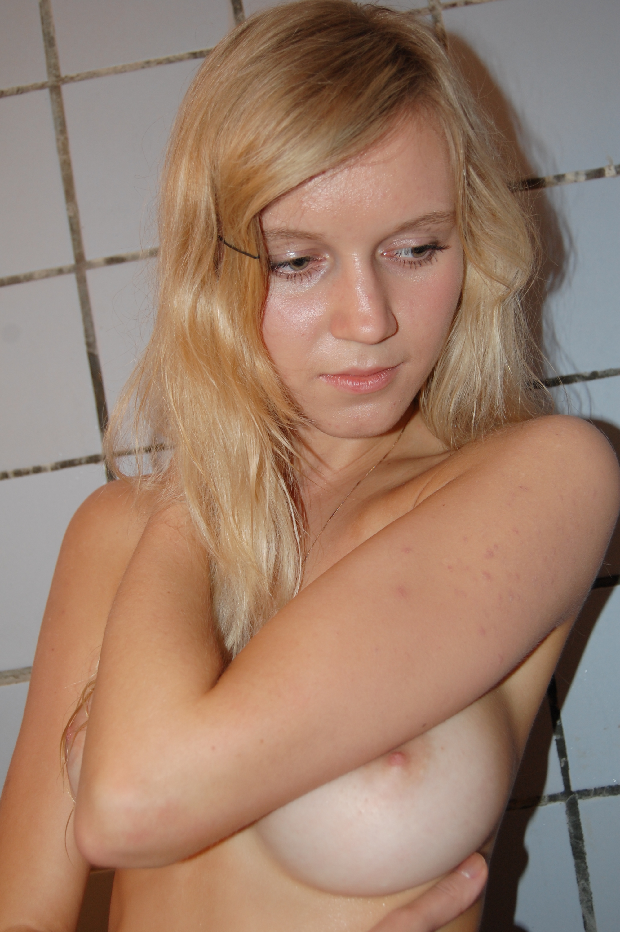 young-amateur-blonde-bathroom-tits-lingerie-naked-23