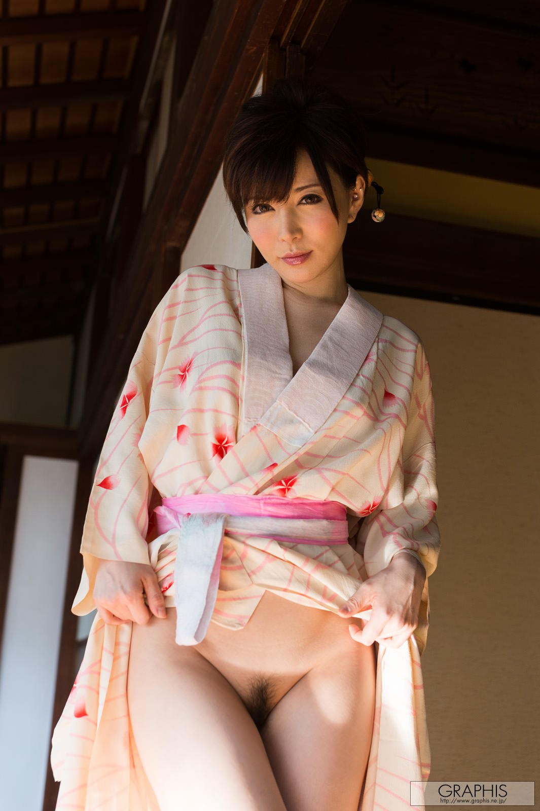 yuria-satomi-nude-kimono-graphis-01