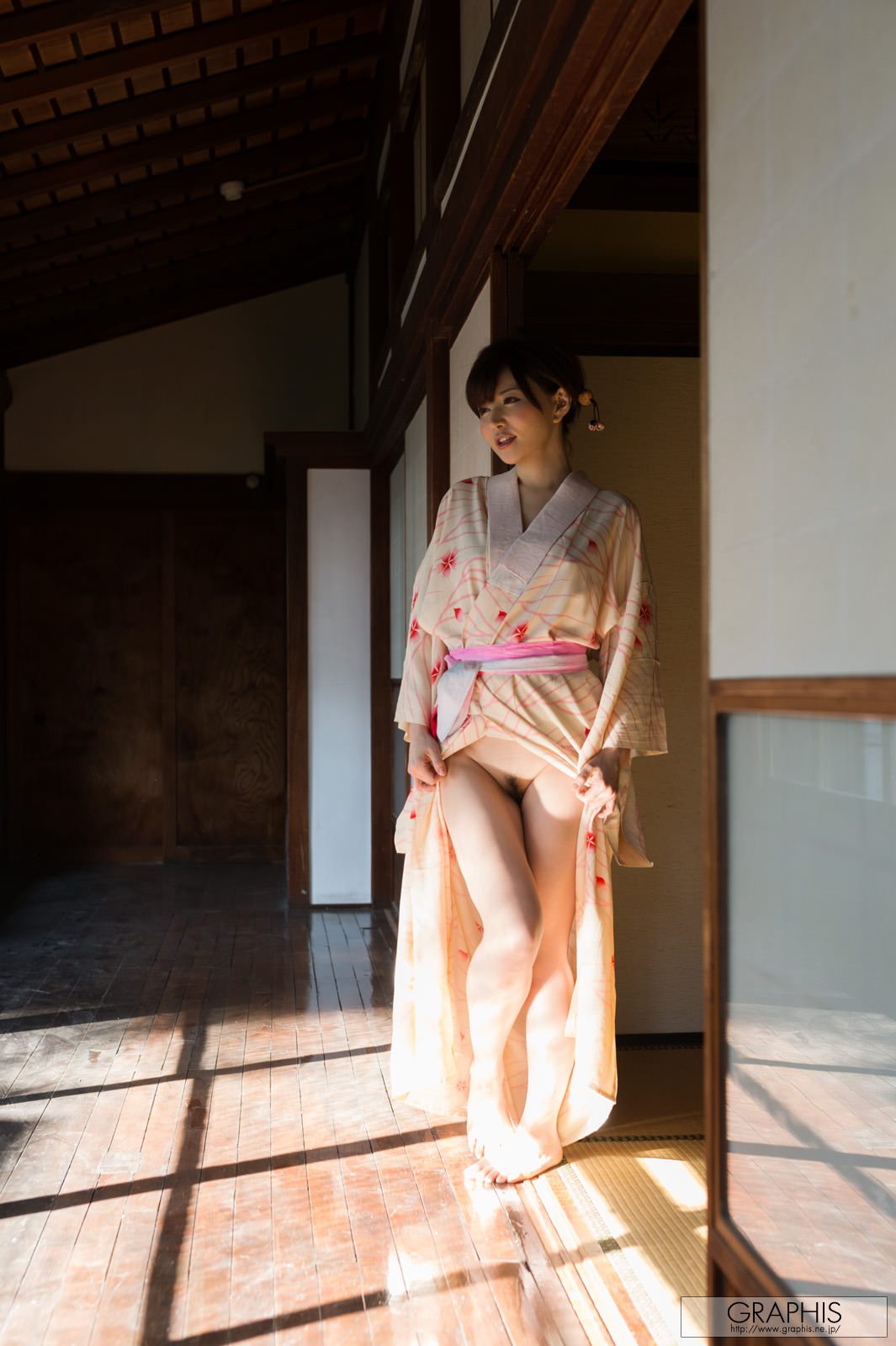 yuria-satomi-nude-kimono-graphis-02