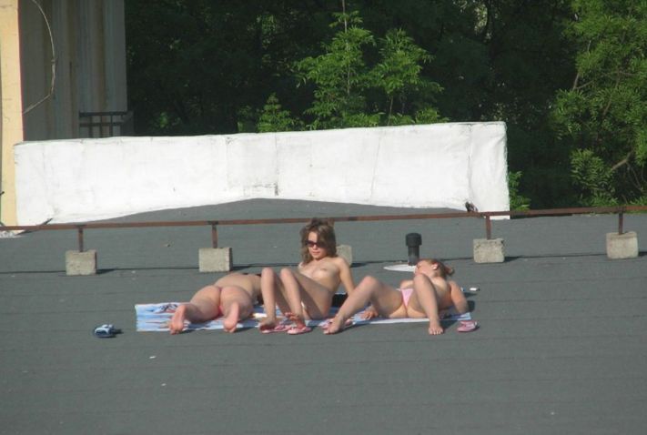 Girls on the roof