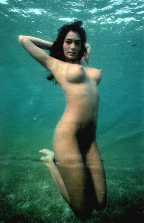 Nude under water